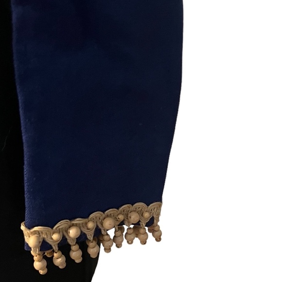 Vintage 1970s Joan Leslie by Kasper women's Jacket Navy Blue With Wood Appliqué - Picture 9 of 10